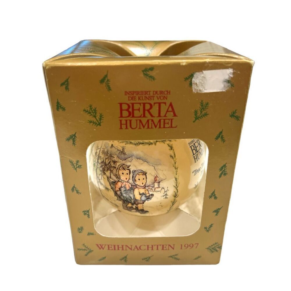 New Vintage Berta Hummel Weihnachten 1997 Tree Trimming Time Ornament